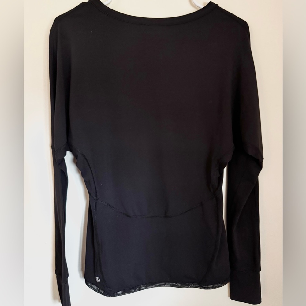 Lululemon Women’s Long Sleeve Top, Size 4 - Picture 5 of 5